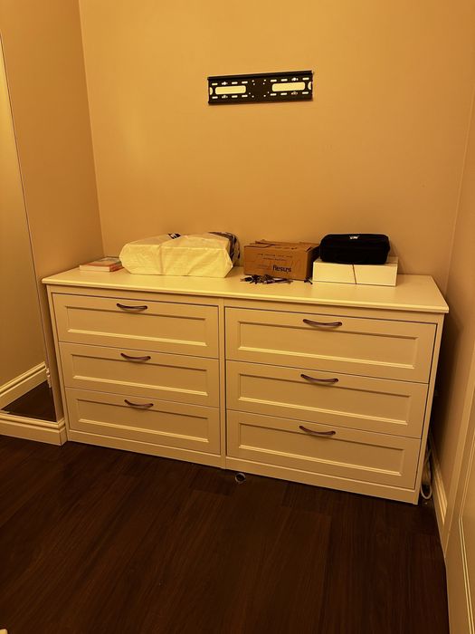 Biała szafka Ikea SONGESAND Komoda, 6 szuflad, biały, 161x81 vintage
