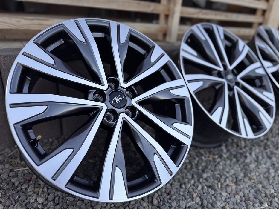 Felgi Koła 20 5x108 FORD Kuga Edge Escape TPMSTitanium Idealne