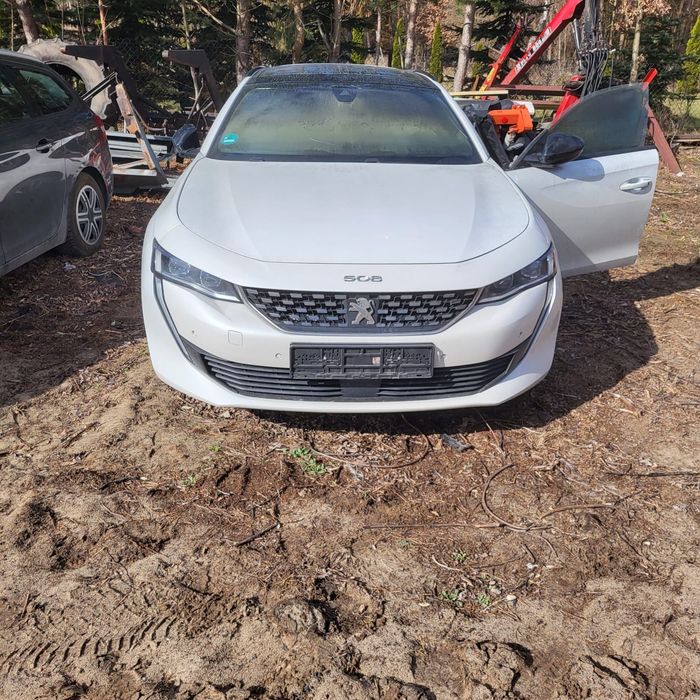 Przód kompletny Peugeot 508 kod lakieru KWE