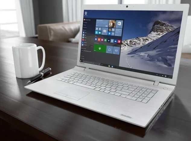 Надежный ноутбук Toshiba \ Экран 17.3" \  RAM 8Gb