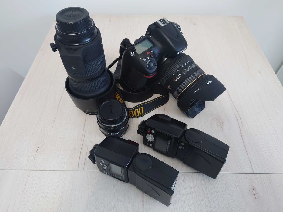 Nikon D800 + Nikkor 80-200 f2.8 + Sigma 24-70 f2.8 + Nikkor 50 mm f1.4