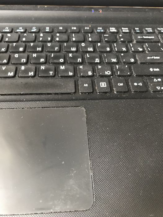 Ноутбук Acer Aspire ES1-532 4 операвтивна 500 внутрішня Intel Pentium