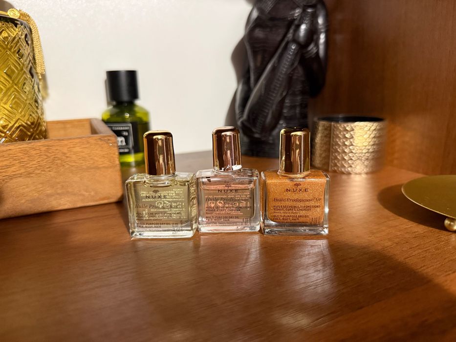 Набір від nuxe мініатюр сухе масло для тіла і волосся