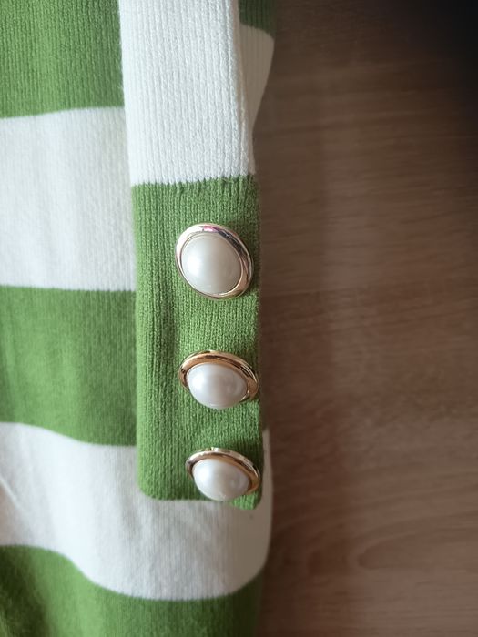 Ładna sukienka sweterkowa