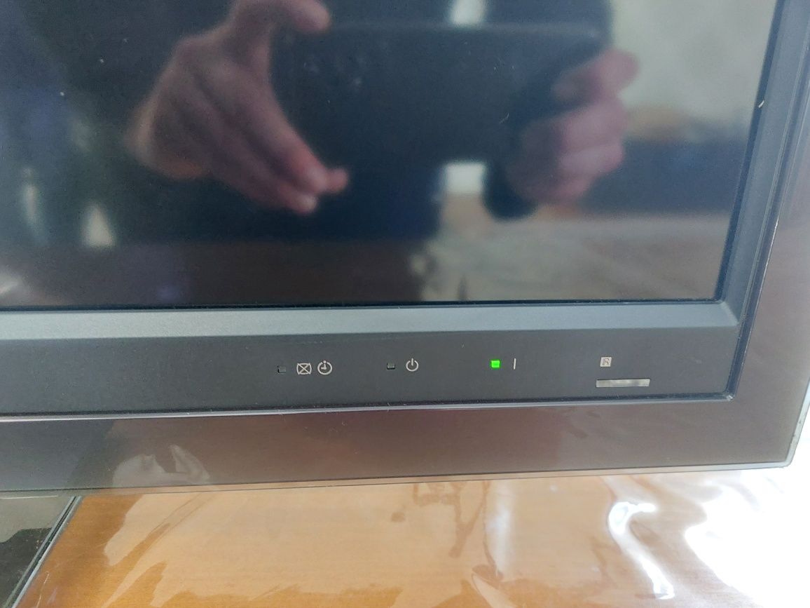 Телевізор SONY m:KDL-40Z5800