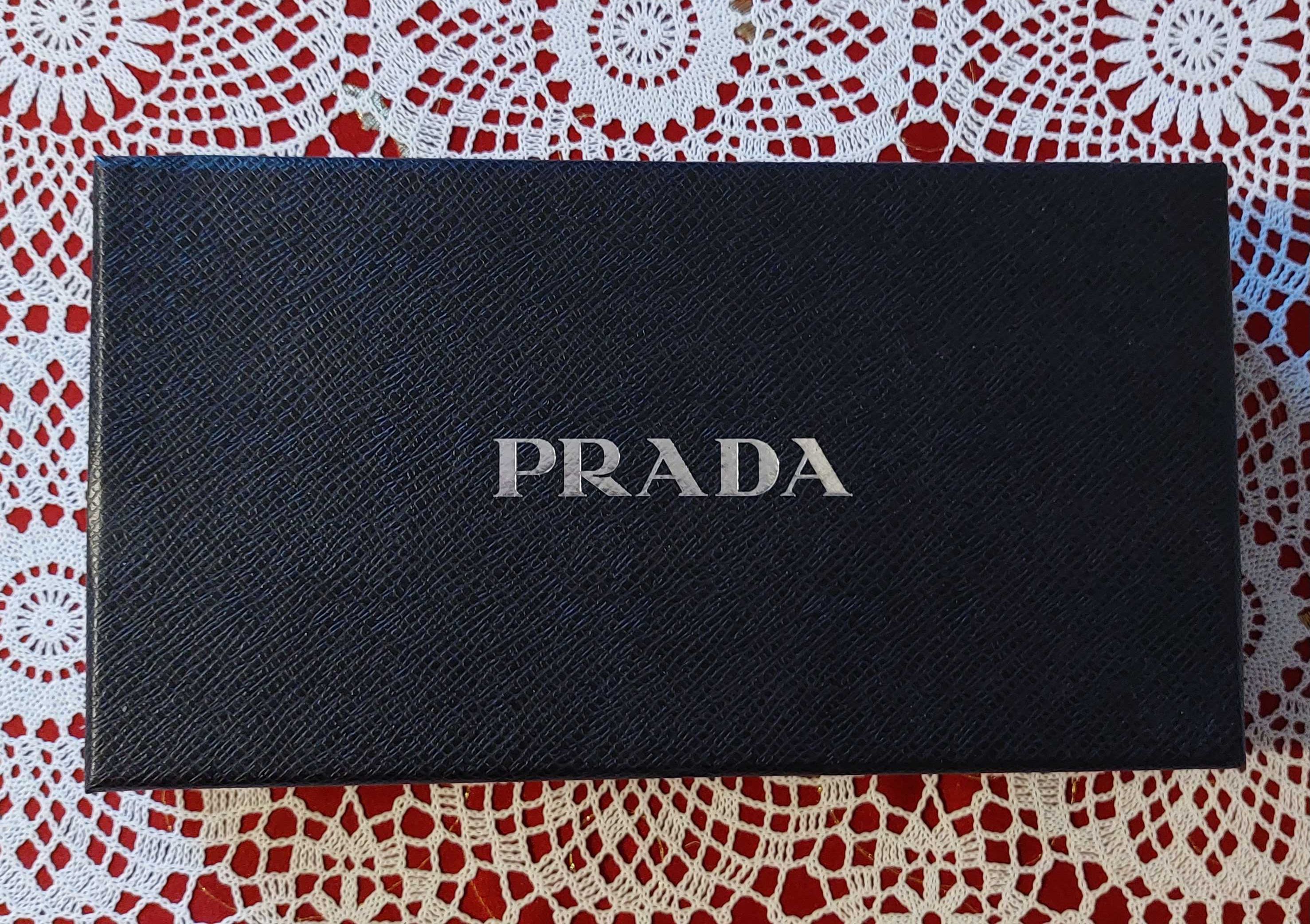 Pudełko PRADA - 24x13x4 cm - oryginalne, idealne na prezent