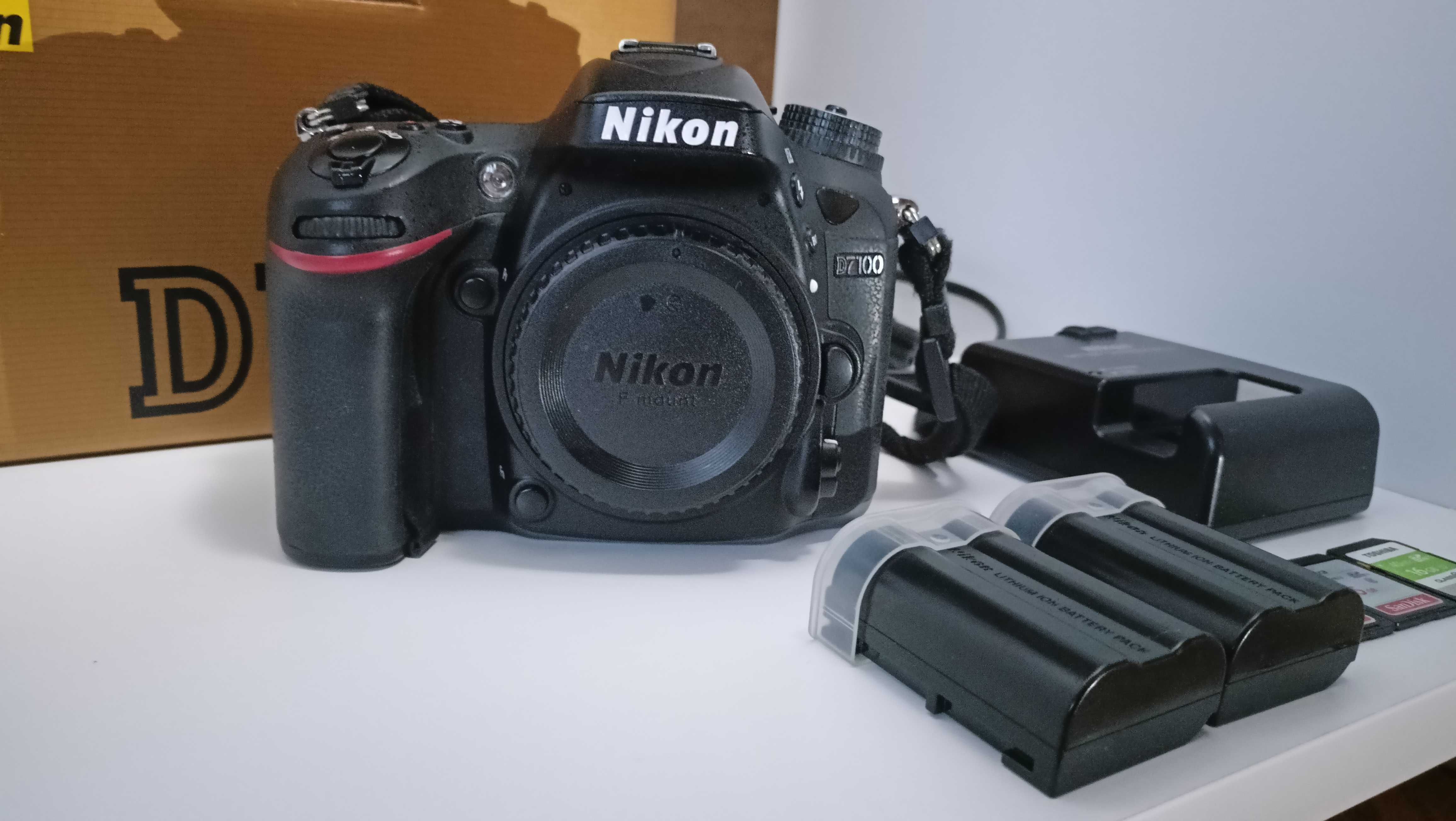 Nikon D7100 - 13 tyś. 2 baterie, Stan bardzo dobry