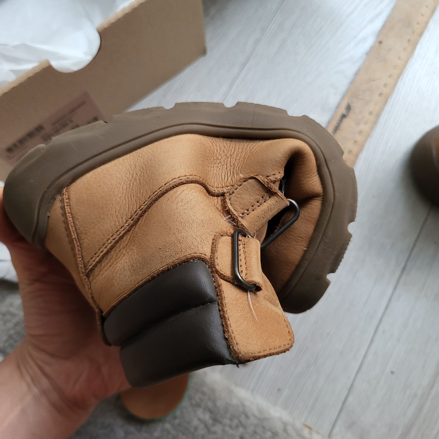 Sprzedam buty skórzane na jesień/wiosnę Froddo Barefoot r.33