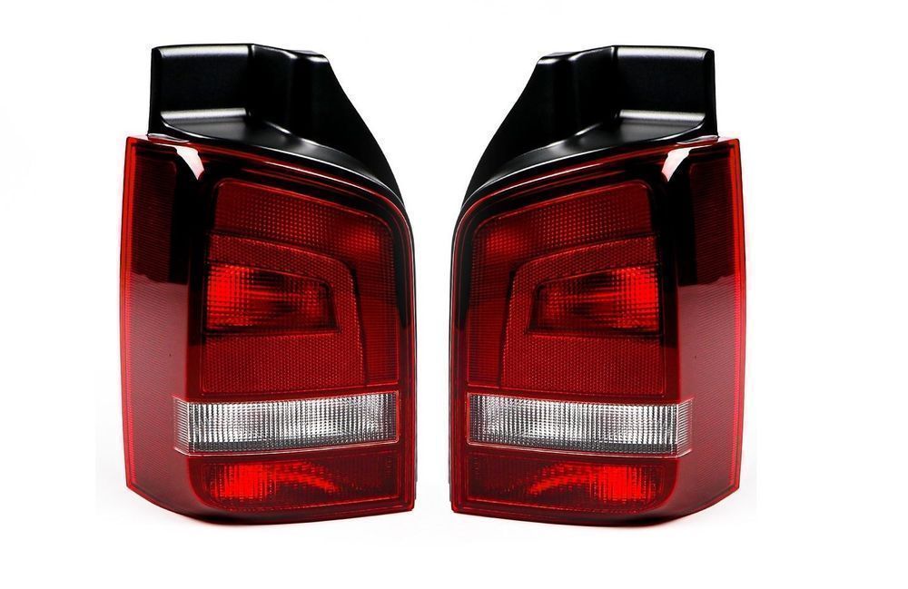 Volkswagen T5 Caravelle Multivan 09-15 Lampa Tylna Dymiona