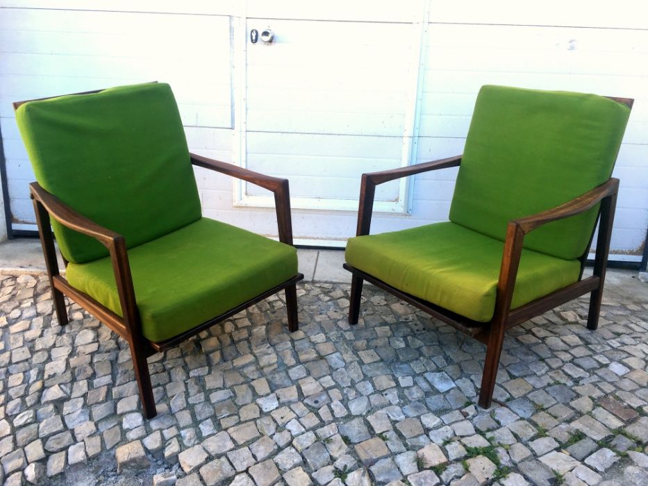 Cadeirão olaio vintage 63.5comp X 74prof X 81alt.