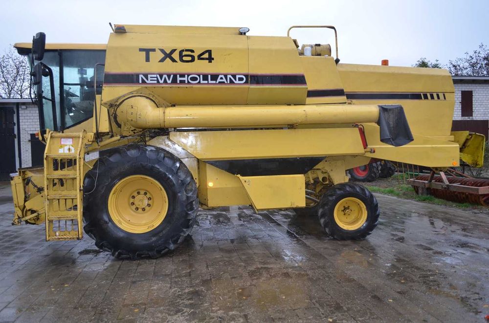 New Holland TX 64