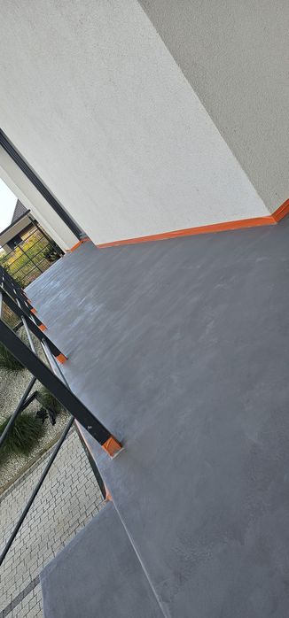 Żywica epoksydowa oraz mikrocement na posadzki