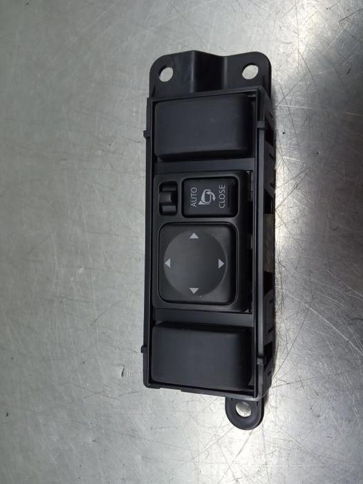 Comando de espelhos NISSAN Juke (F15)