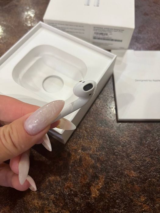 Навушники Apple AirPods 2