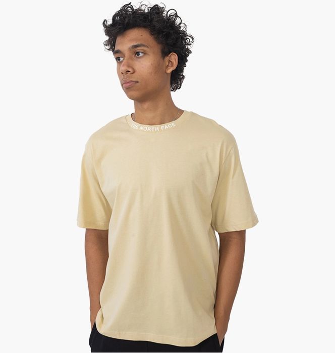Футболка The North Face Zumut-Shirt Beige
