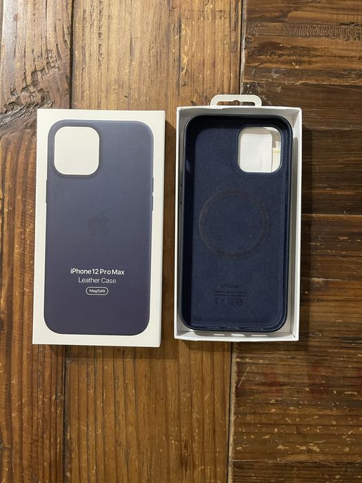 Capa Iphone 12 Pro Max em Pele Azul