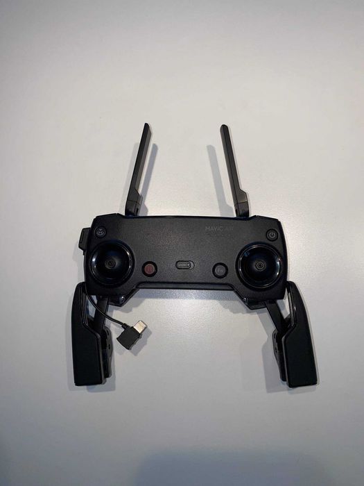 Квадрокоптер DJI Mavic Air More Combo Arctic