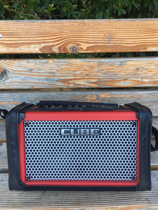 ROLAND Cube Street