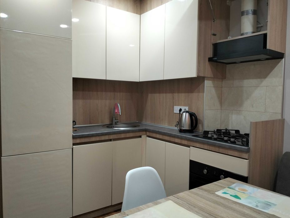 Аренда в новому ЖК. Будинок з газом, є генератори