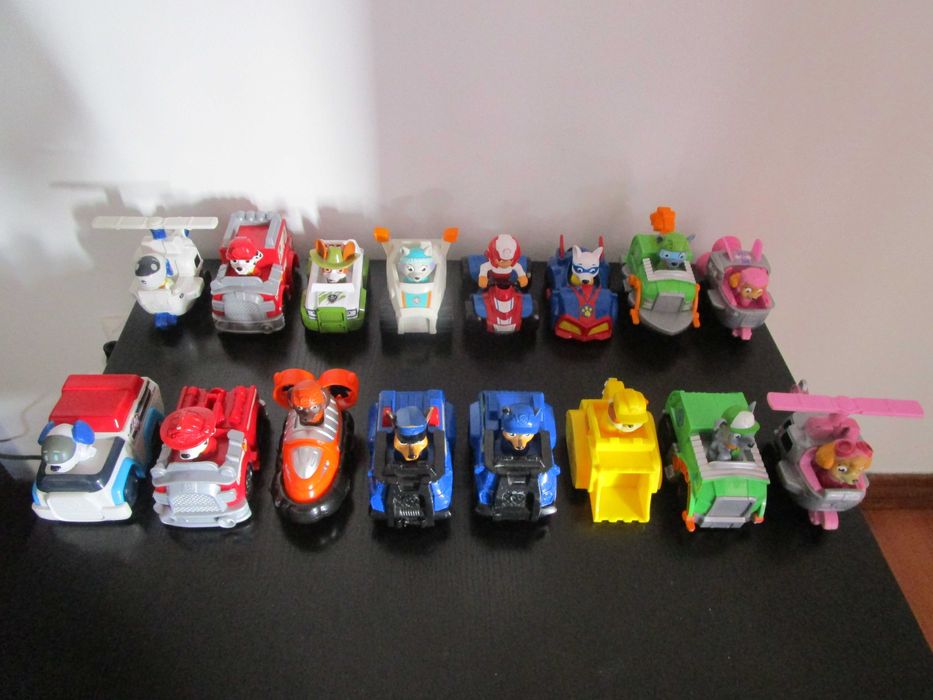 Conjunto de 8 Carrinhos (Racers) da Patrulha Pata / PAW Patrol