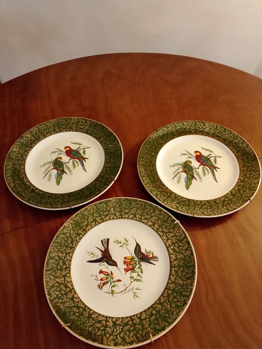 Pratos porcelana inglesa