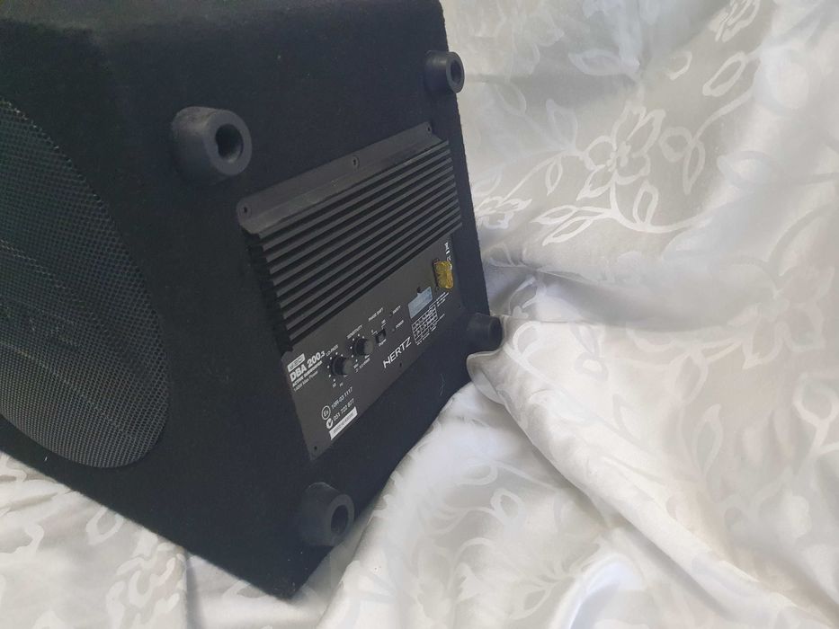 Активний сабвуфер Hertz DBA 200.3