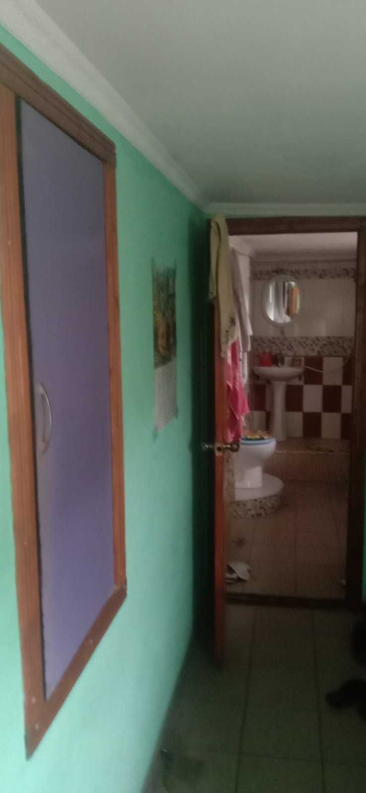 Продам дом ,Петровка( Буялык) зимнего строения в центре поселка.
