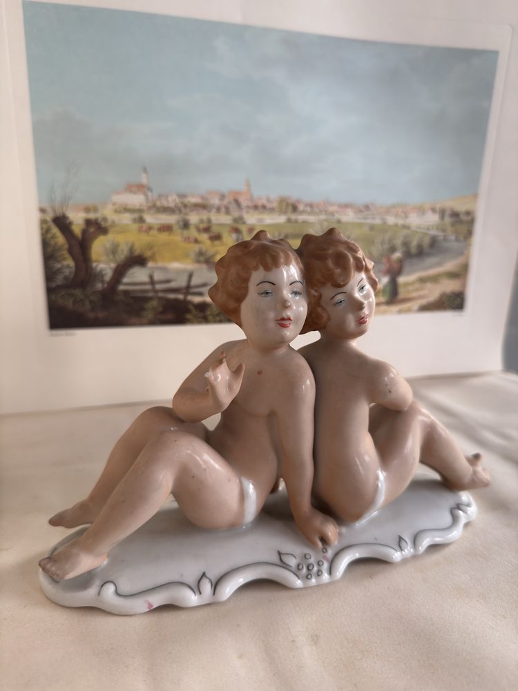 Figurka porcelanowa apro ddr