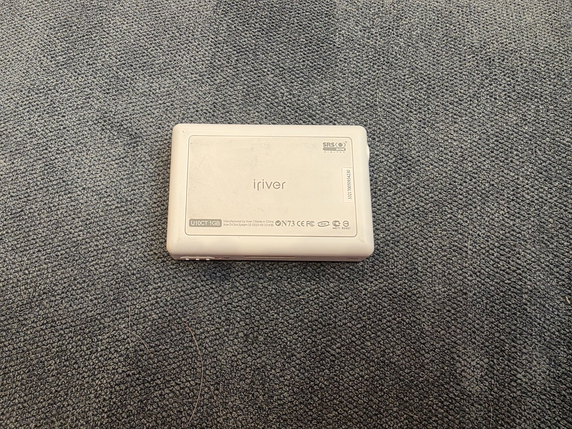 iriver U10 (1 GB) + оригінальний кабель • Підтримка FLAC (Rockbox) • К