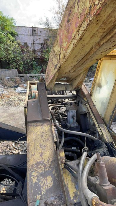 Кран автомобильный на МАЗЕ