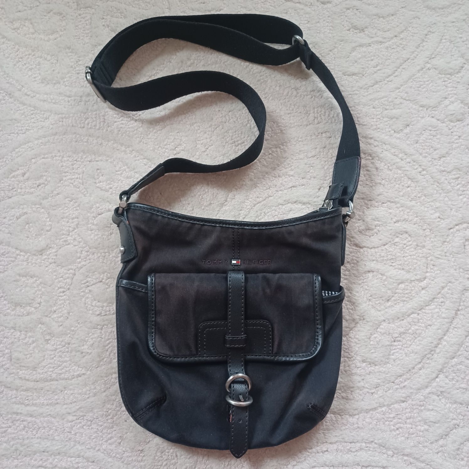 Torebka listonoszka Tommy Hilfiger