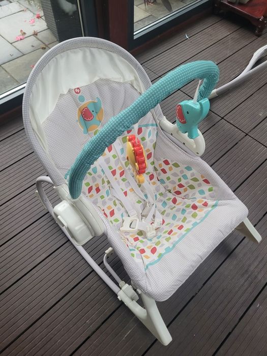 Huśtawka/ bujaczek/leżaczek  Fisher Price 3w1