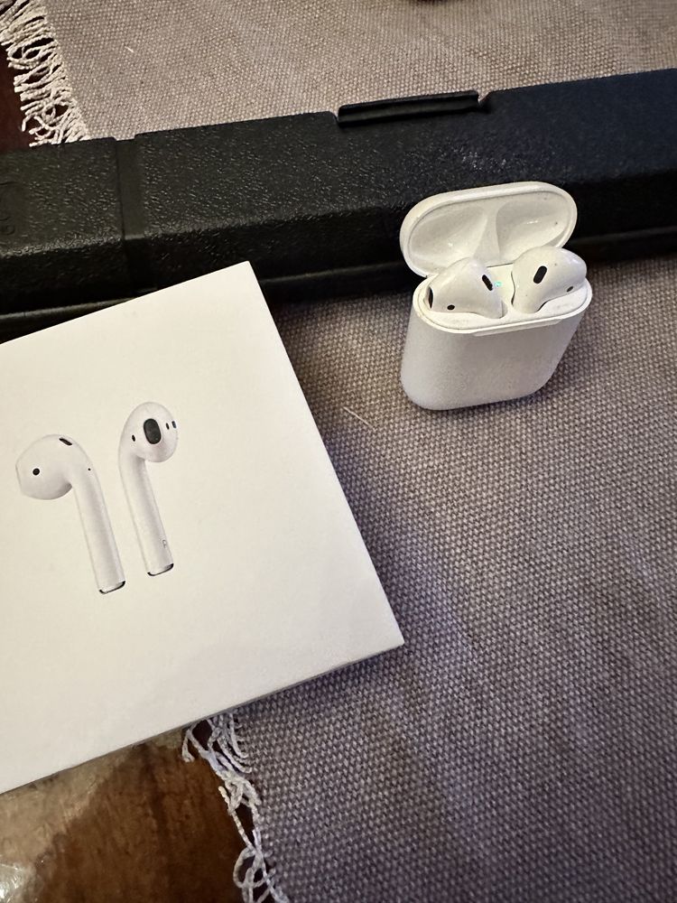 Airpods, гарний стан