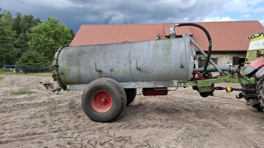 Sprzedam wóz asenizacyjny 6000l