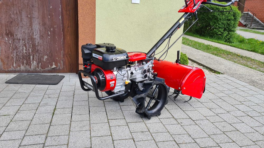 Wynajmę Glebogryzarke Spalinową z Napędem CEDRUS 54 Separacyjna