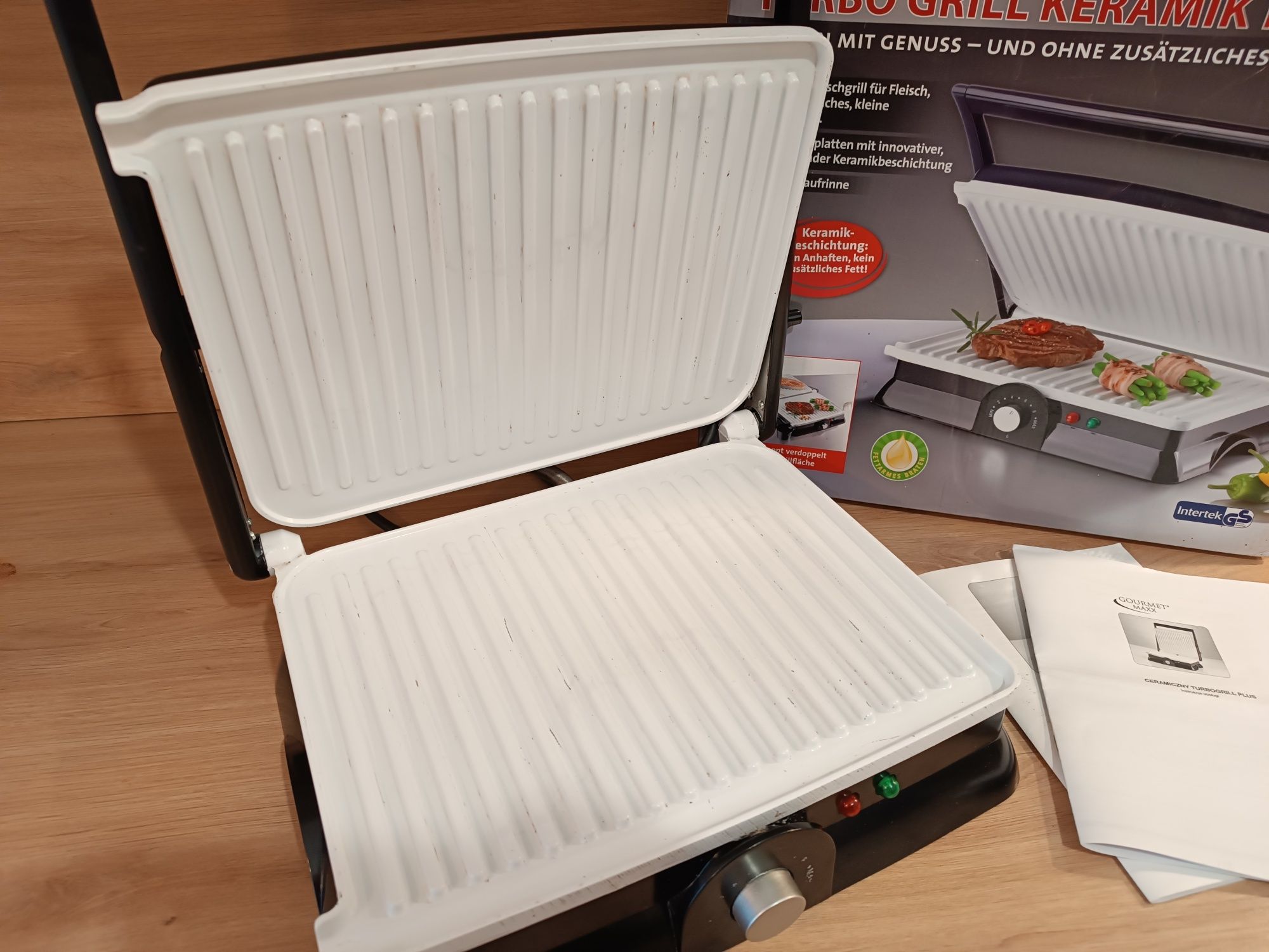 Grill elektryczny ceramiczny Gourmetmaxx Keramik Plus Sw-60