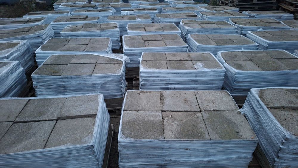 Płytki chodnikowe 35x35, nowa partia