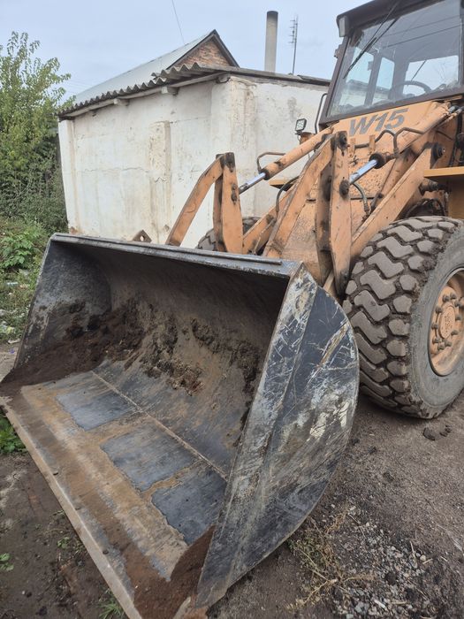 Продам фронтальний навантажувач Case W15