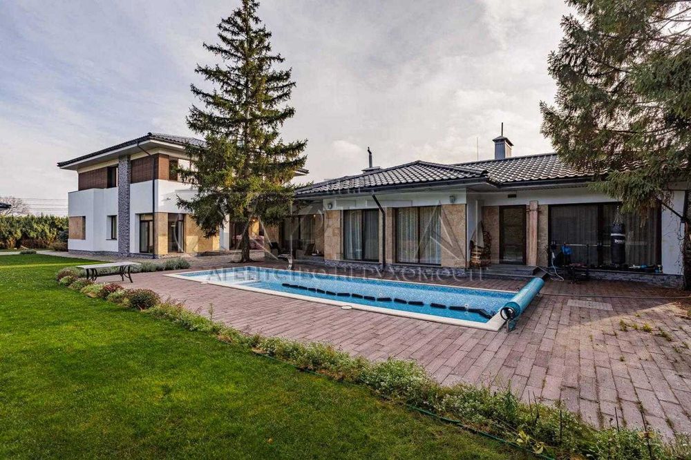 ПРОДАЖА/Дом с бассейном, 300 м2, гостевой дом, Козин, Обуховский р-н