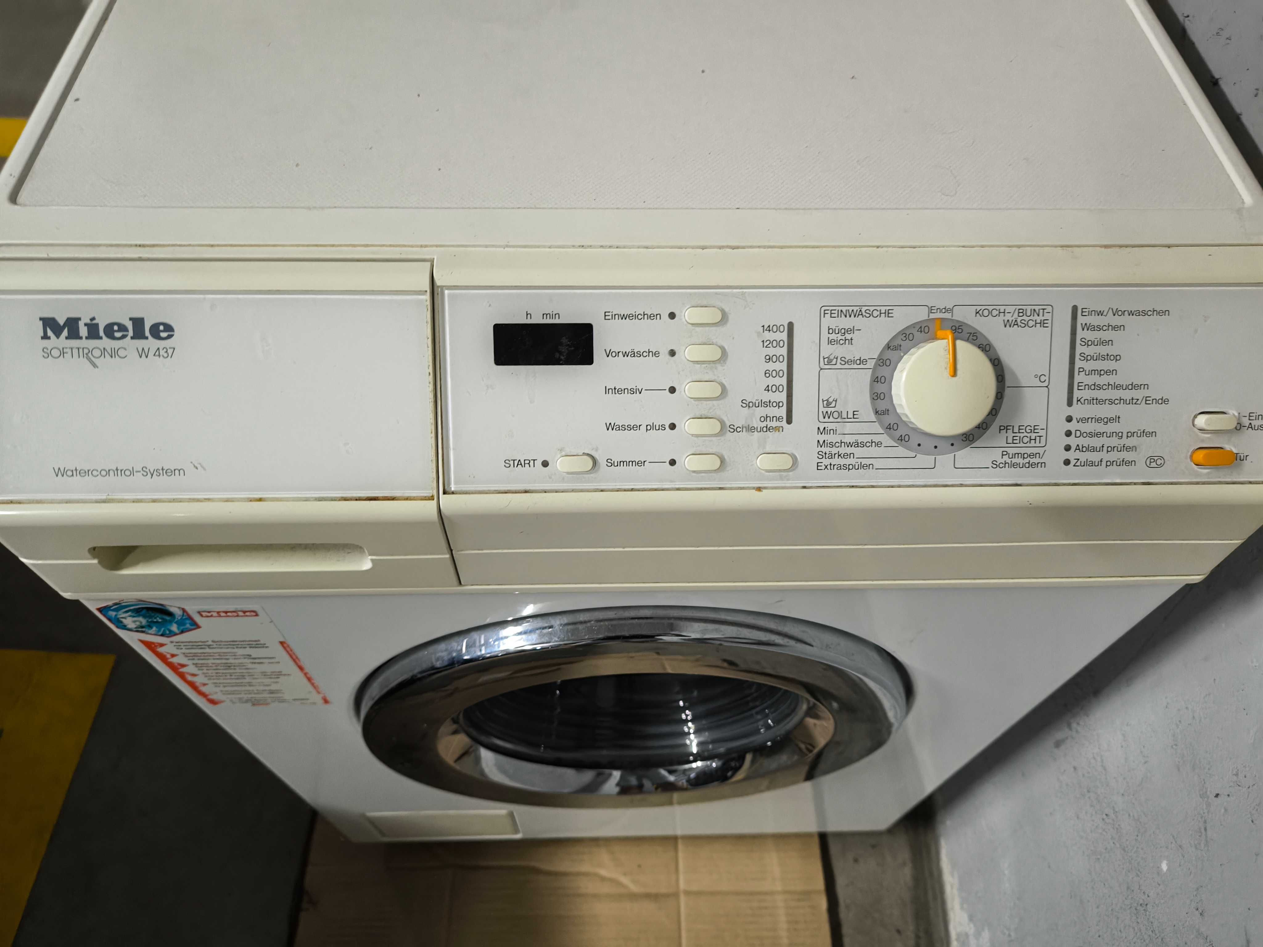 Pralka MIELE SOFTTRONIC W437 uszkodzona do naprawy lub na części