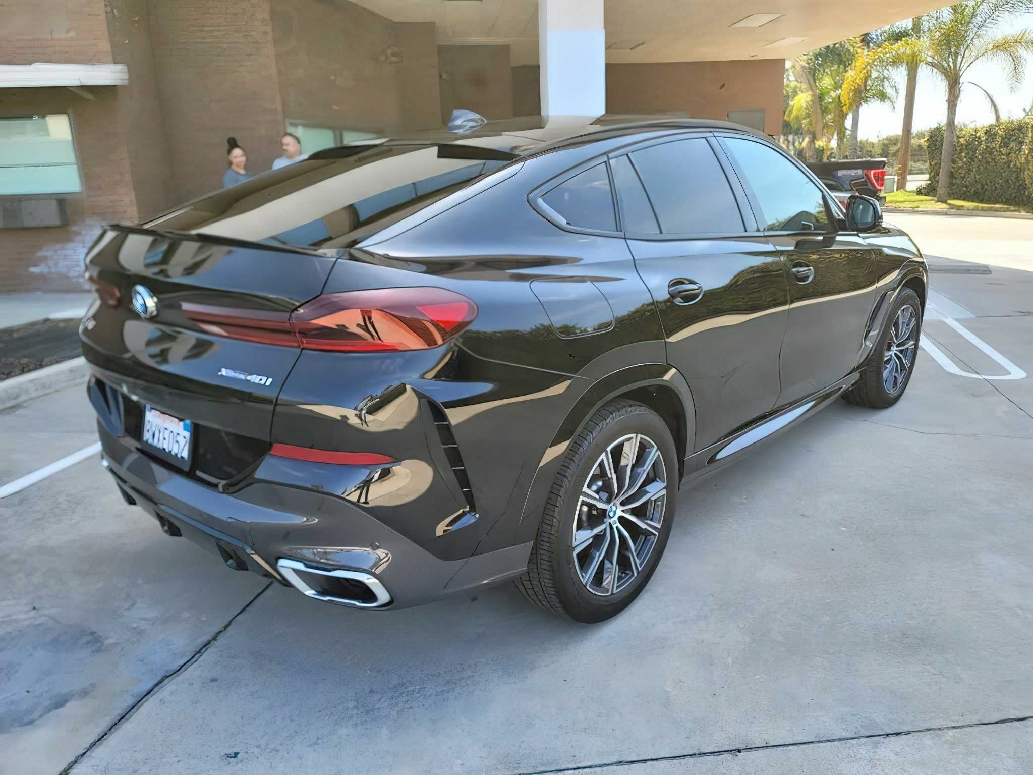 2021 BMW X6 xDrive40i