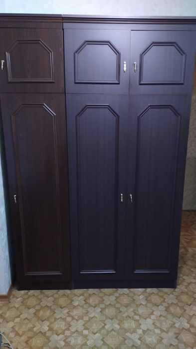 Продам шкаф 1900 грн.