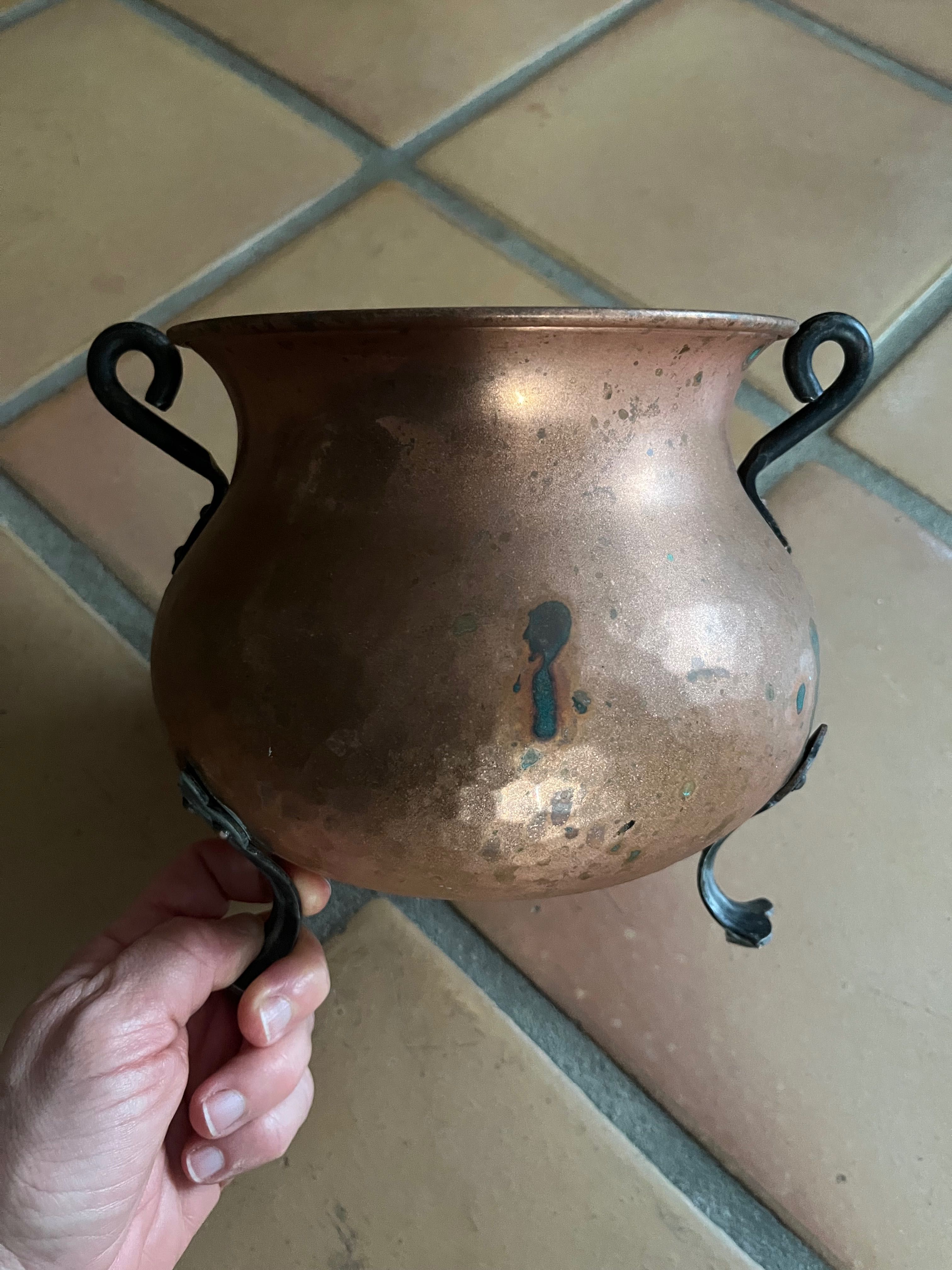 Vaso em cobre antigo