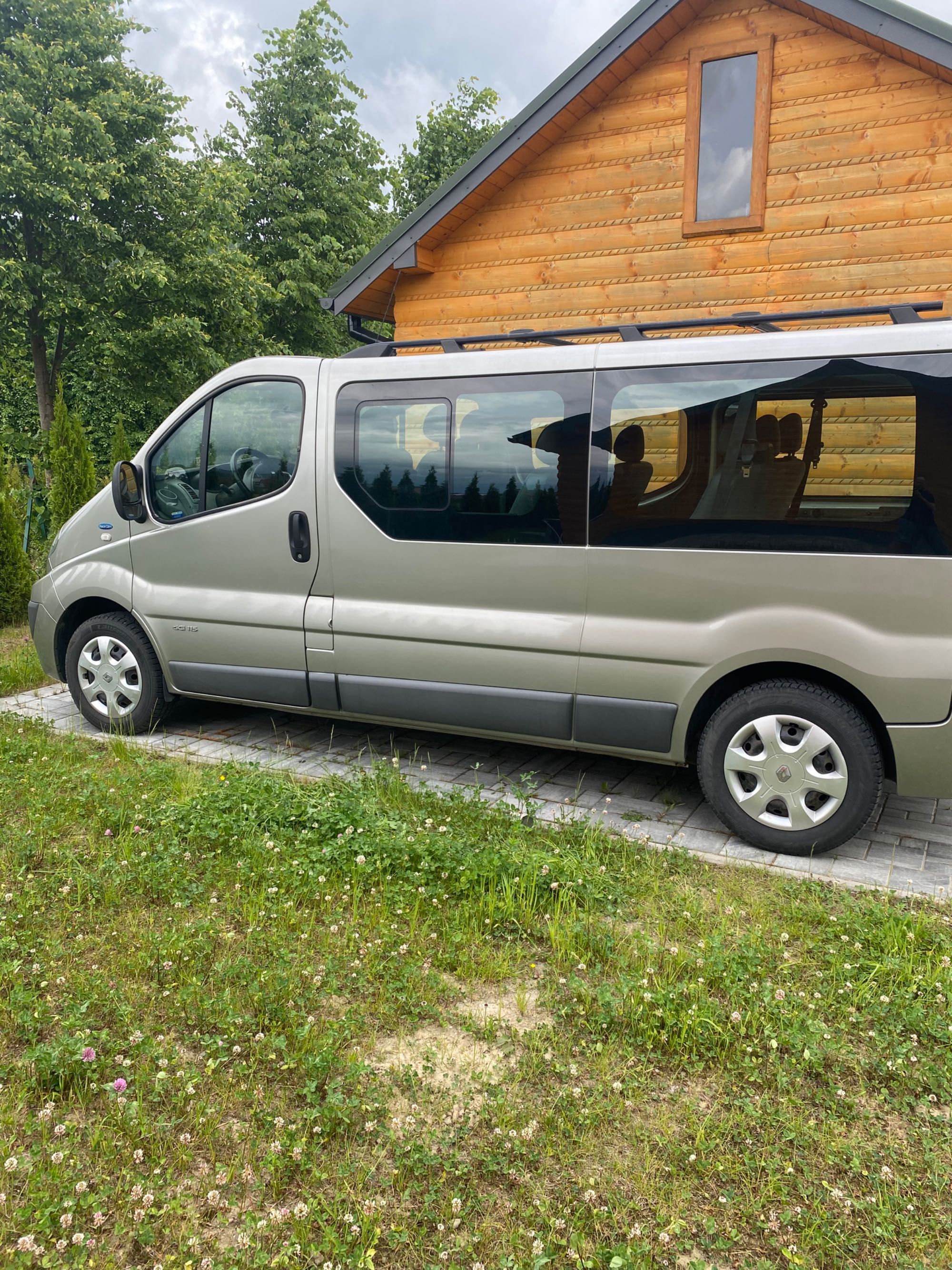 Bus wynajem z kierowcą Transport osób