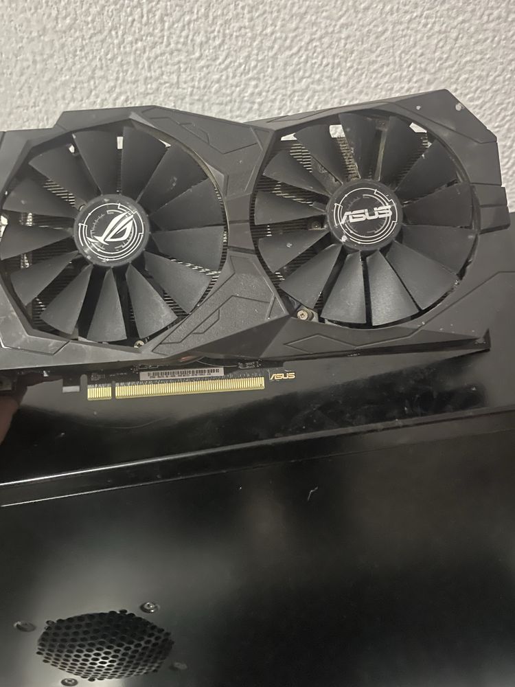 Vendo grafica rx 450 4GB ddr5