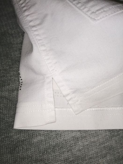 Sexowne spodenki marki Club Patetti ze zdobieniem