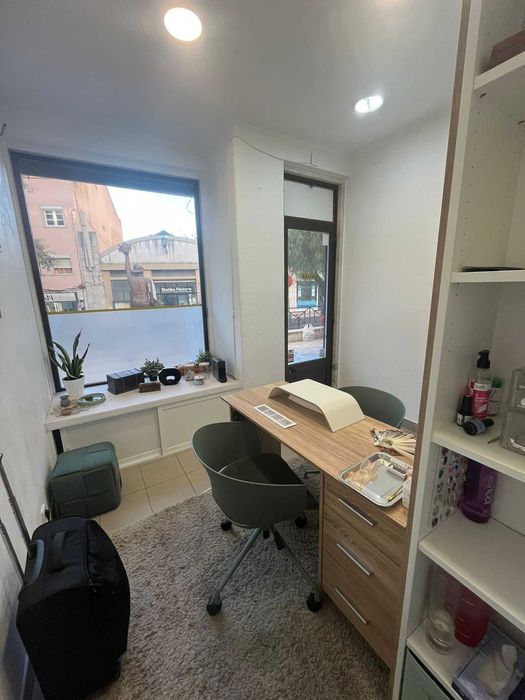 Loja Vialonga junto ao Novo Banco