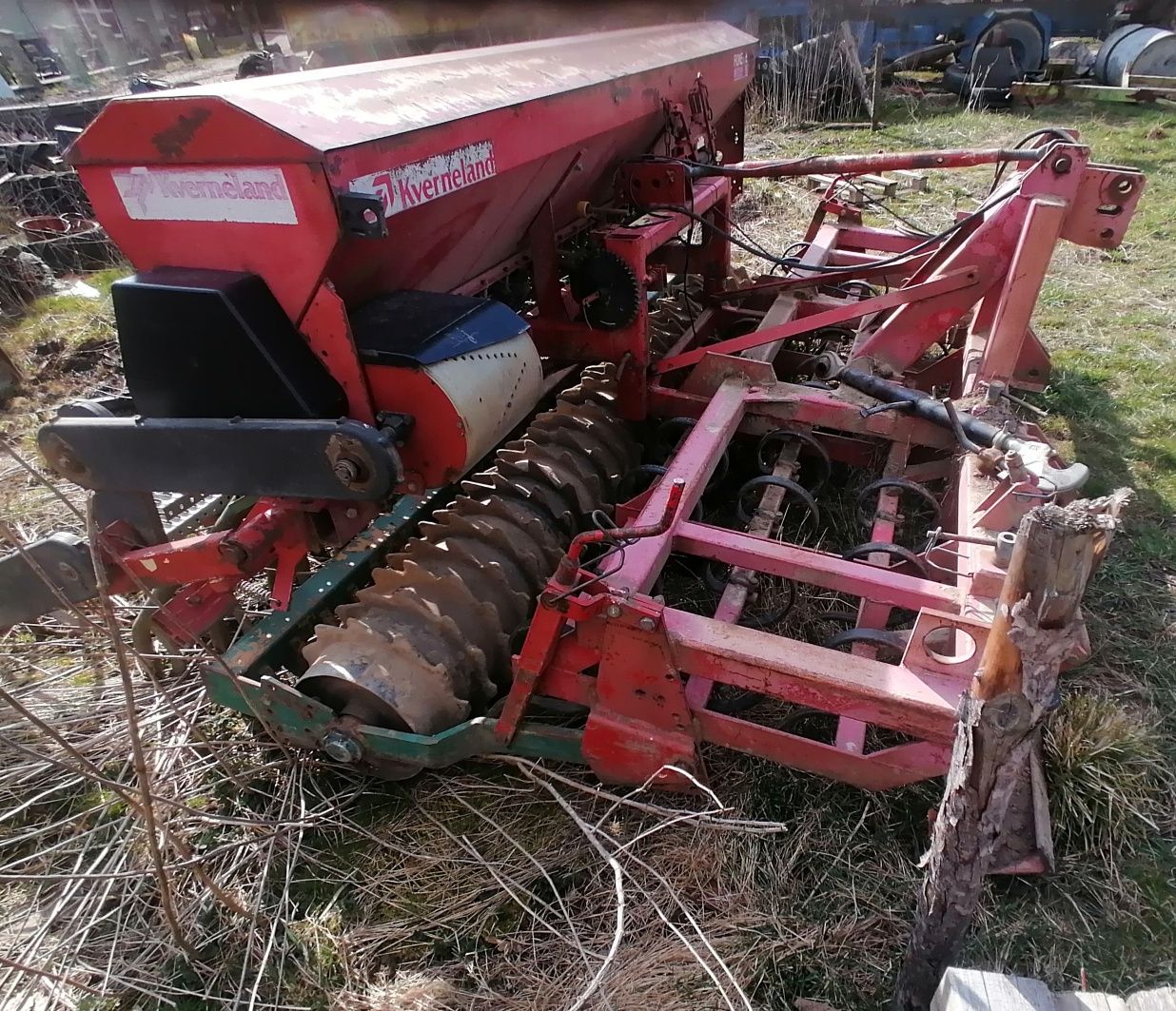 Agregat uprawowo siewny 3 metrowy kverneland fiona