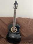 Guitarra acustica preta