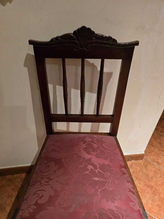 Vendo cadeira antiga